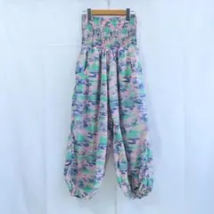 Item thumbnail for item 5e653635-da9c-4dba-84e7-16bf2b3c7e99