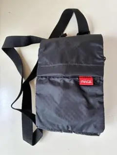 [新品未使用] ショルダーバッグ　軽い メンズ　黒　Coca-Cola