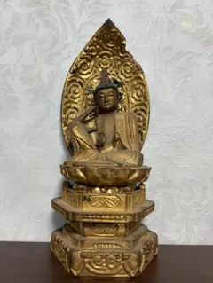 금박 마감 뇨이린 관음 보살 좌상, 에도 시대 불상