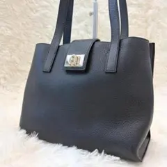 FURLA フルラ 1927 レザー　NERO トートバッグ M 2023モデルのサムネイル