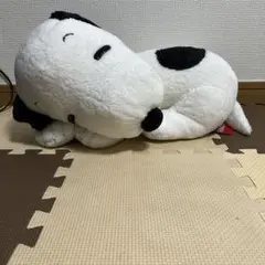 ハッピー❣️ 生誕75年PEANUTS超大型寝そべりスヌーピー
