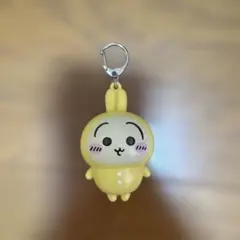ちいかわ　ちいかわパーク　ライトキーホルダーパジャマ　うさぎ