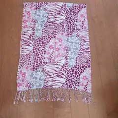 ROSE BUD 動物柄 フリンジ付きストールのサムネイル