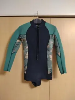 美品‼️O'NEILL レディース カーキ ロンスプ L〜XL - メルカリ