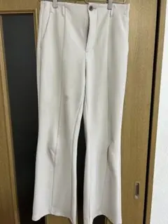 GU カットソーフレアスラックス　丈標準69〜73cm ナチュラル　L