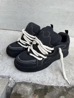 ZARA スケータースニーカー ロープディテール