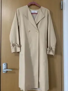 オレンジベージュ ダブルブレスト トレンチコート