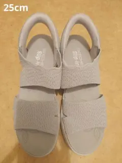 SKECHERS Slip-ins サンダル グレー 25センチのサムネイル
