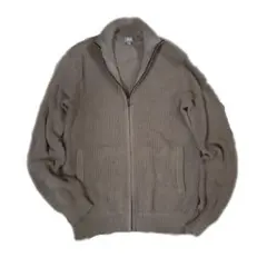 Item thumbnail for item 82613c51-fedd-440c-884d-71d39a940405