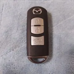マツダ純正スマートキー　3ボタン　5WK43402F [Y813]のサムネイル