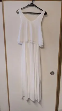 ホワイト ノースリーブ ロングワンピース