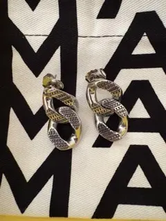 MARC JACOBS モノグラムチェーン　リンクピアス