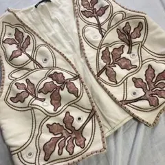 ZARA 刺繍ベスト