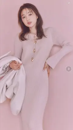 デザインフロントボタンニットワンピース　ピンク