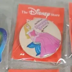 ディズニー　2000年カウントダウンバッジ　オーロラ