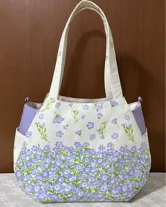ハンドメイド　少し大きめチューリップバッグ　Dカン付　モーメント　ネモフィラ柄
