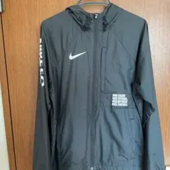 Nike フード付きジャケット ブラック