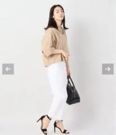 コットンサテンvタックブラウス　美品のサムネイル