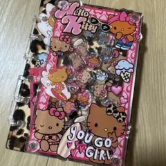 日焼けキティ♡シャカシャカノート♡バインダー♡シール帳♡新品♡A7