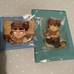 鬼滅の刃 実りの秋まつり 悲鳴嶼行冥さんアクリルスタンド &缶バッジ