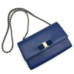 【希少！美品！✨】 フェラガモ ショルダーバッグ チェーン ポシェット ヴァラ