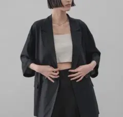 【接触冷感・UVカット】ソフリネンダブルジャケット　ローリーズファーム　新品のサムネイル
