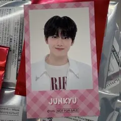 TREASURE はぴだんぶいカフェ ジュンギュ ステッカー