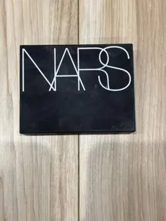 【NARS】ライトリフレクティングセッティングパウダー プレスト