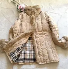 極美品 ✨バーバーリ―ロンドン ダウン　 ラビットファー ノバチェック ベージュ