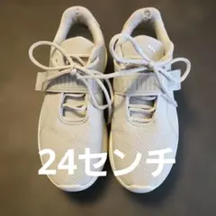 ライトグレー メッシュ スポーツシューズ