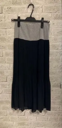 マタニティ　プリーツスカート　黒