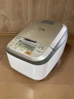 ⭐️値下⭐️日立 圧力スチーム IH炊飯器 ふっくら御膳のサムネイル
