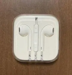 Apple EarPods with 3.5mm Plug