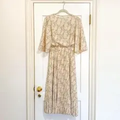 【訳あり】グレースコンチネンタル キャットプリーツワンピース36