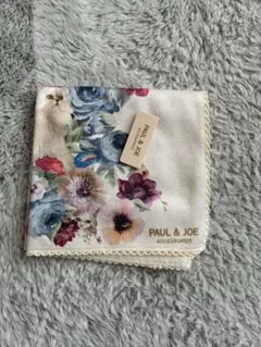 PAUL & JOE 花柄ハンカチのサムネイル