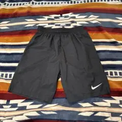 NIKE サッカー　ゲームパンツ　150 160 黒　ブラック　ワンポイント