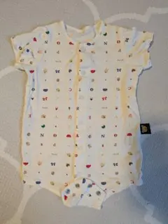 赤ちゃんの城　ロンパース 70cm