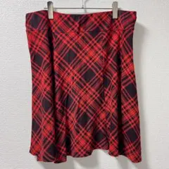 【CHAPS】大きいサイズ XL 膝丈フレアスカート 赤×黒 チェック 総柄 綿