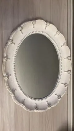 ホワイト楕円形壁掛け鏡