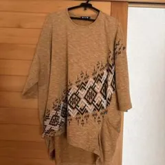 Amina 幾何学模様 七分袖トップスのサムネイル