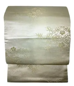 未使用品　名古屋帯　薄黄緑の地　花文様　全通柄　上品な光沢