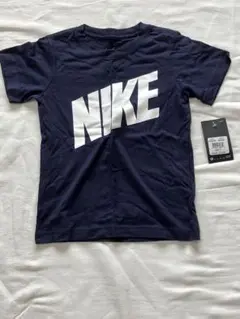 NIKE Tシャツ ネイビー キッズ　130センチのサムネイル