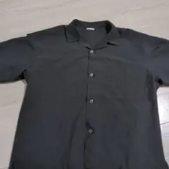 GU 黒 半袖シャツ ポケット付き