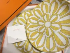 新品未使用　エルメス　ソレイユ　デザートプレート　２枚セットのサムネイル