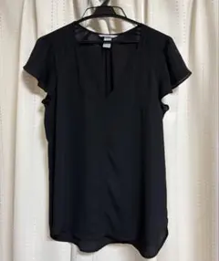 美used品 H&M Vネック 半袖ブラウス ブラック EUR36のサムネイル