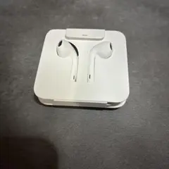 有線イヤホン ホワイト Lightningコネクタ