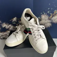 Paul Smith スニーカー　ホワイトレザー ストライプデザイン サイズ7