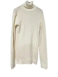 タートルネックニットセーター　ゆったりめLサイズ