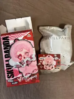 ポップマート　スカルパンダ　SKLLPANDA　Winter Symphony