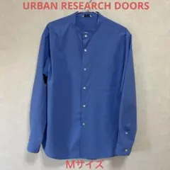 URBAN RESEARCH DOORS ボタンシャツ 長袖　青色